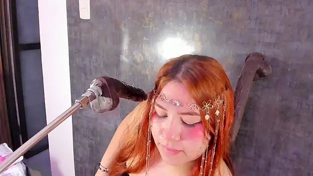 alana glasses online show from 18, 2, 2026