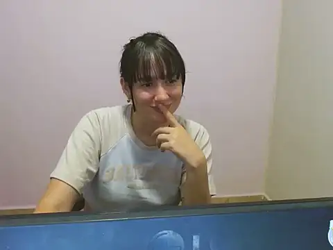 butterflyfree1 online show from 19, 9, 2025