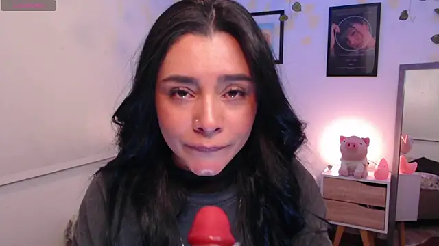 MarilynWhite  online show from 9, 10, 2025