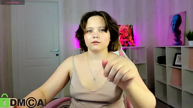 Mila  Cutee online show from 17, 11, 2025