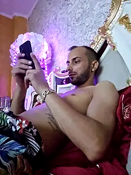 Snapshot of denisxxlRo1 chatting on 20, 9, 2025 denisxxlRo1 online show from 20, 9, 2025