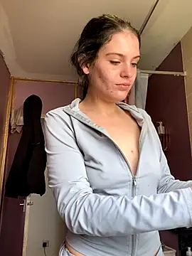 Camwithchlox online show from 23, 9, 2025