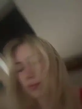 SexySaraxxoo online show from 24, 9, 2025