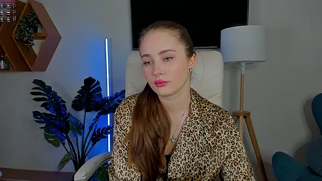 Sweet  Amily online show from 17, 10, 2025