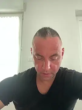 Snapshot of Marronglace1 chatting on 2, 6, 2026 Marronglace1 online show from 2, 6, 2026