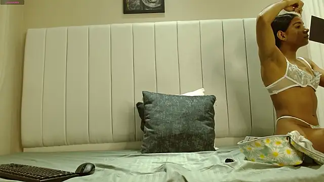 kendra lux1 online show from 14, 10, 2025