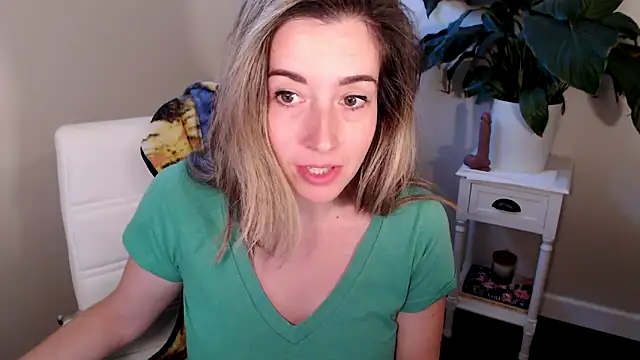 SuggestiveBehavior online show from 10, 10, 2025