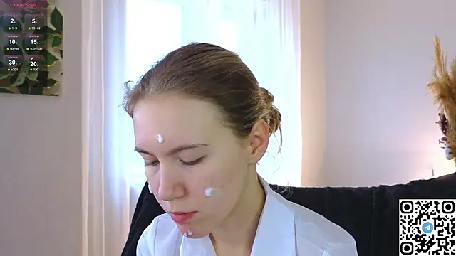 Succubelle online show from 21, 10, 2025