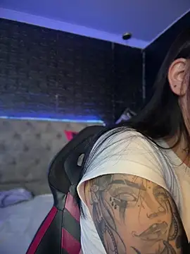 Snapshot of Megaan__More chatting on 12, 4, 2026 Megaan More online show from 12, 4, 2026