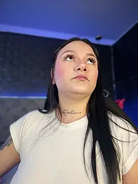 Snapshot of Megaan__More chatting on 13, 4, 2026 Megaan More online show from 13, 4, 2026