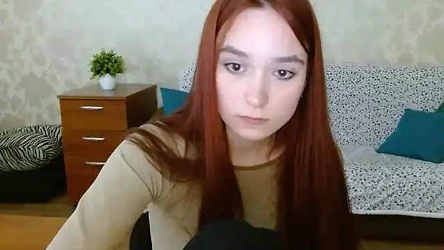 Snapshot of aFoxie chatting on 12, 9, 2025 aFoxie online show from 12, 9, 2025