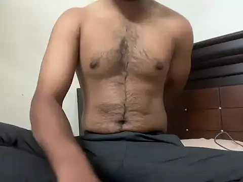 Snapshot of bossyjuicy chatting on 2, 12, 2025 bossyjuicy online show from 2, 12, 2025