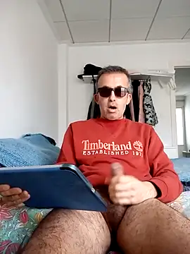 EmilioTaladdro online show from 10, 3, 2026