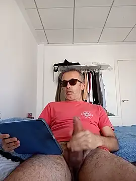 Snapshot of EmilioTaladdro chatting on 28, 5, 2026 EmilioTaladdro online show from 28, 5, 2026