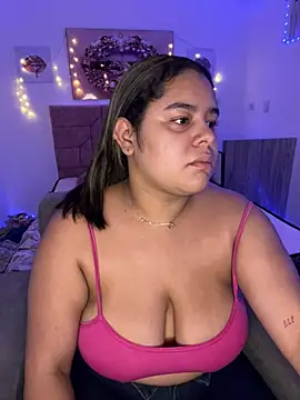 Snapshot of Anabelle_00_ chatting on 7, 7, 2026 Anabelle 00 online show from 7, 7, 2026