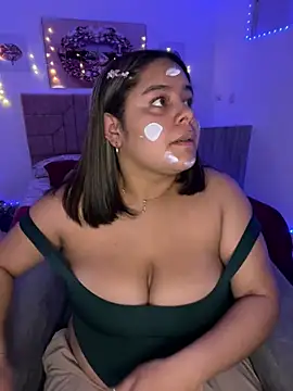 Snapshot of Anabelle_00_ chatting on 12, 7, 2026 Anabelle 00 online show from 12, 7, 2026