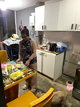 Afroditanamoraix online show from 20, 9, 2025