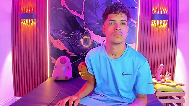 Lucky boys  X online show from 11, 11, 2025