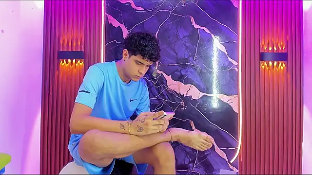 Lucky boys  X online show from 12, 4, 2026