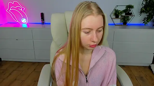 Alina Blonde online show from 9, 2, 2026