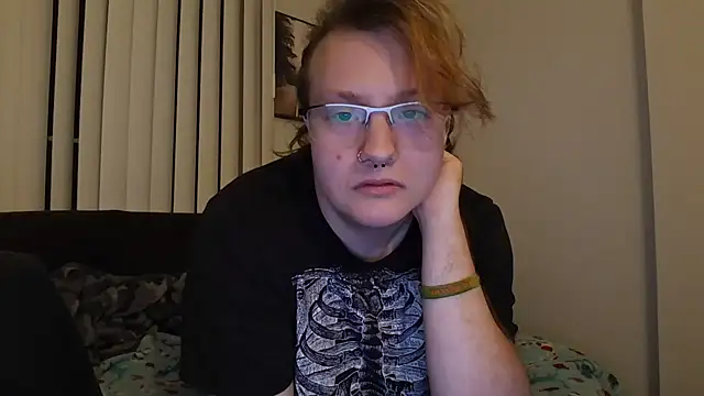 Snapshot of tbutchrat chatting on 25, 9, 2025 tbutchrat online show from 25, 9, 2025