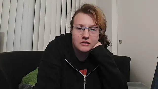 Snapshot of tbutchrat chatting on 27, 9, 2025 tbutchrat online show from 27, 9, 2025
