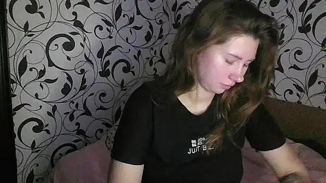 YourEmilie online show from 31, 10, 2025