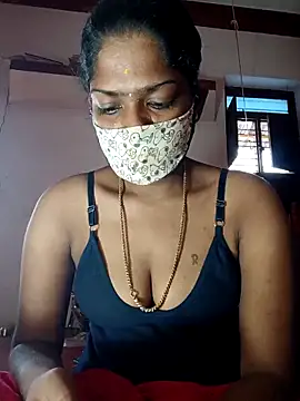 Snapshot of Tamil_Kavitha chatting on 5, 12, 2025 Tamil Kavitha online show from 5, 12, 2025