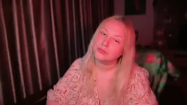 BikiHellena online show from 18, 7, 2026
