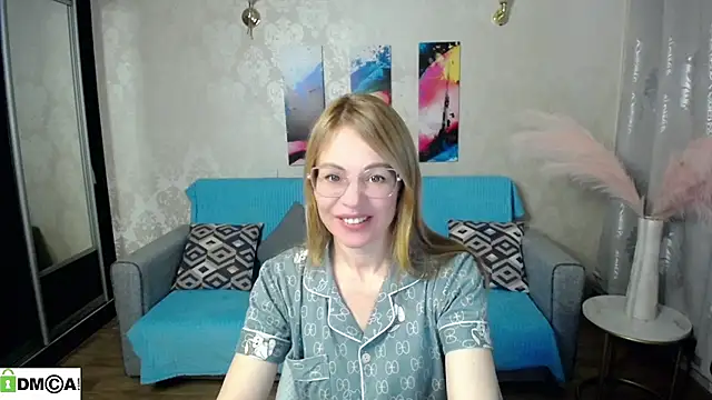 shy hot cat online show from 14, 11, 2025