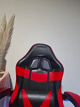 Snapshot of ObeyLust chatting on 1, 3, 2026 ObeyLust online show from 1, 3, 2026