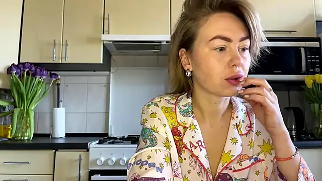 MartaLuna  online show from 10, 3, 2026