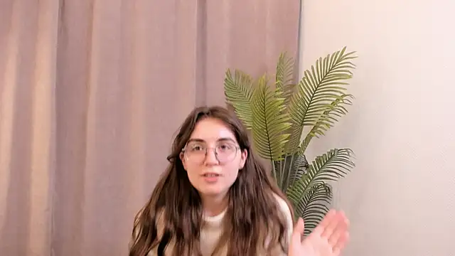 Snapshot of CareyHajdas chatting on 19, 9, 2025 CareyHajdas online show from 19, 9, 2025