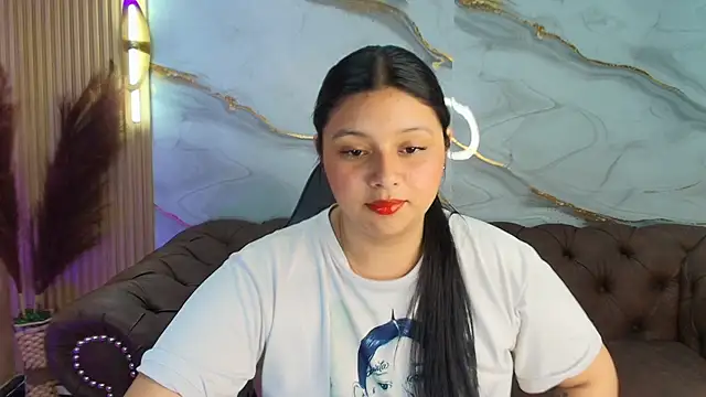 mia hot tf online show from 25, 9, 2025