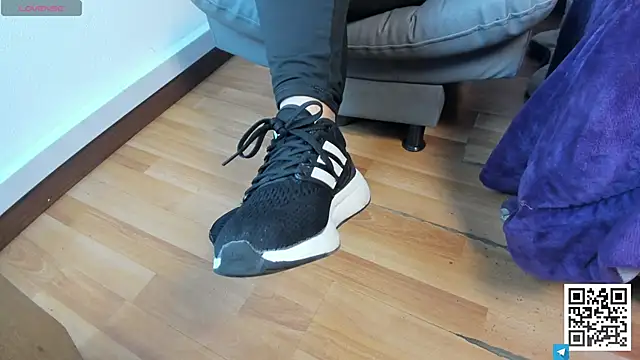 Shantal  G online show from 4, 3, 2026