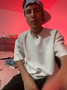 NaytonFreeman online show from 21, 10, 2025