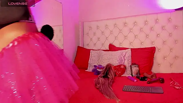 Maddy BigCock online show from 11, 10, 2025