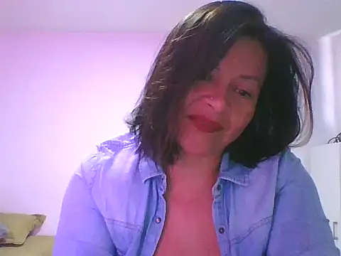 adri89-g online show from 26, 10, 2025