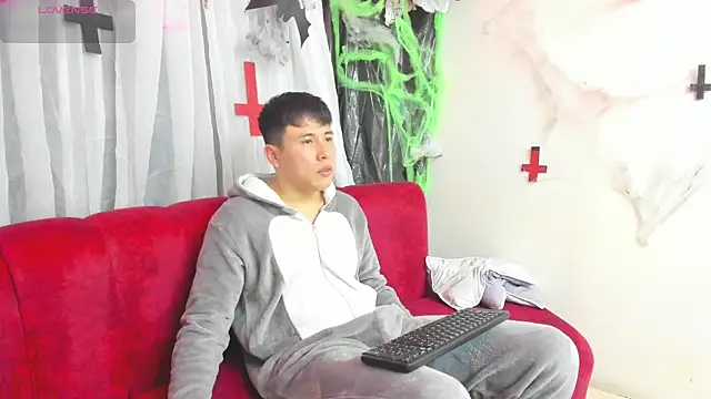 Nick Wolff online show from 28, 10, 2025