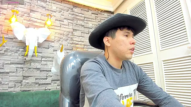 Nick Wolff online show from 11, 11, 2025