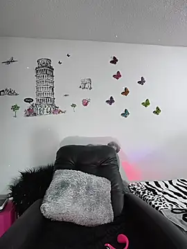 Snapshot of Gabilicious25 chatting on 20, 11, 2025 Gabilicious25 online show from 20, 11, 2025