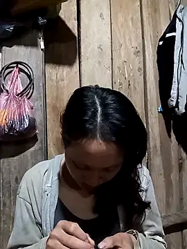 Snapshot of bonnie-00 chatting on 13, 9, 2025 bonnie-00 online show from 13, 9, 2025