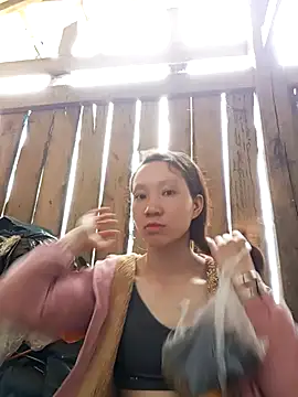 Snapshot of bonnie-00 chatting on 22, 9, 2025 bonnie-00 online show from 22, 9, 2025