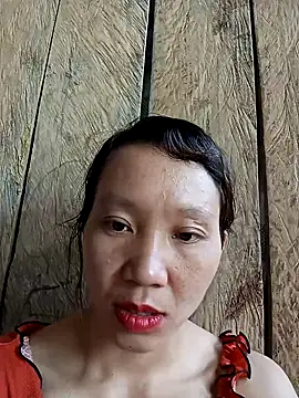 Snapshot of bonnie-00 chatting on 11, 10, 2025 bonnie-00 online show from 11, 10, 2025