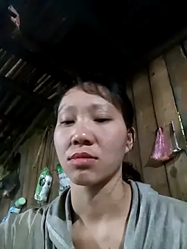 Snapshot of bonnie-00 chatting on 16, 10, 2025 bonnie-00 online show from 16, 10, 2025