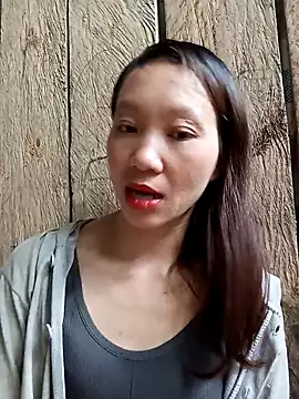 Snapshot of bonnie-00 chatting on 19, 10, 2025 bonnie-00 online show from 19, 10, 2025