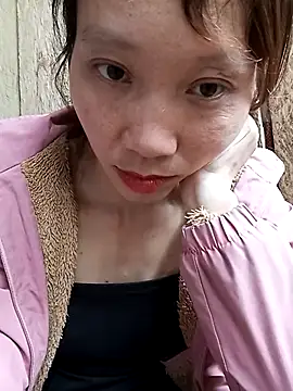 Snapshot of bonnie-00 chatting on 29, 10, 2025 bonnie-00 online show from 29, 10, 2025