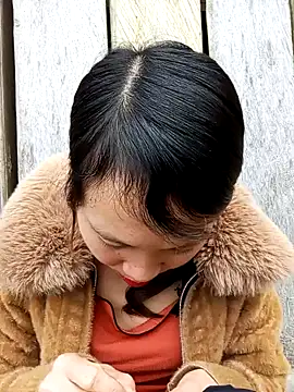 Snapshot of bonnie-00 chatting on 21, 11, 2025 bonnie-00 online show from 21, 11, 2025