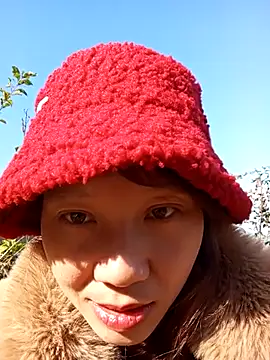 Snapshot of bonnie-00 chatting on 23, 11, 2025 bonnie-00 online show from 23, 11, 2025