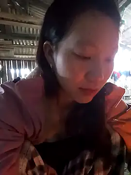 Snapshot of bonnie-00 chatting on 26, 11, 2025 bonnie-00 online show from 26, 11, 2025